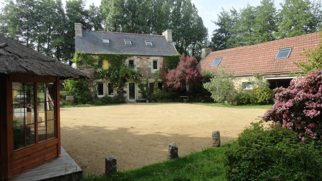 Tonn"O Loisirs Villa Servel ภายนอก รูปภาพ